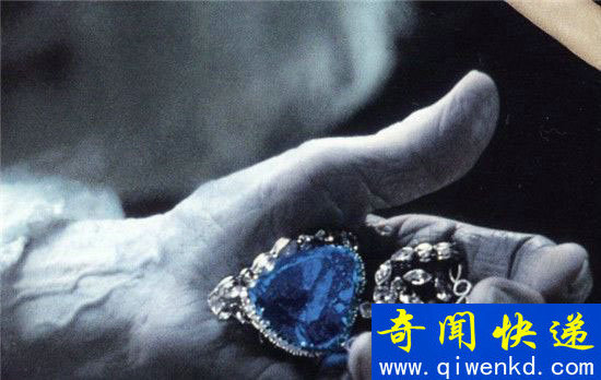 蓝钻“希望”的传奇经历 历任主人纷纷惨死