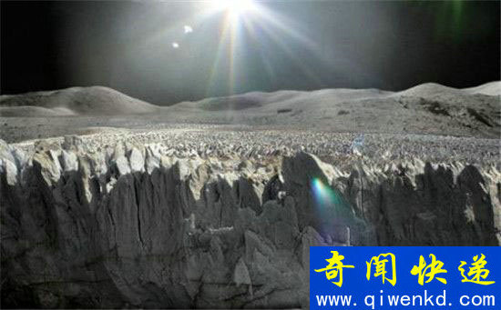 外星人基地在月球被发现 外形似金字塔