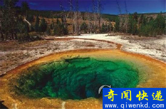 科学家警告美国黄石公园 超级火山爆发将毁灭世界