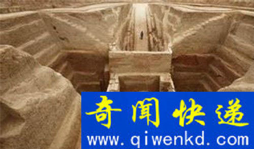 曹操墓惊现灵异现象 千年干尸没有脸!