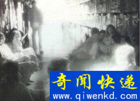 4、玩具反斗城里的鬼影