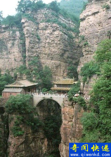 河北苍岩山悬空寺