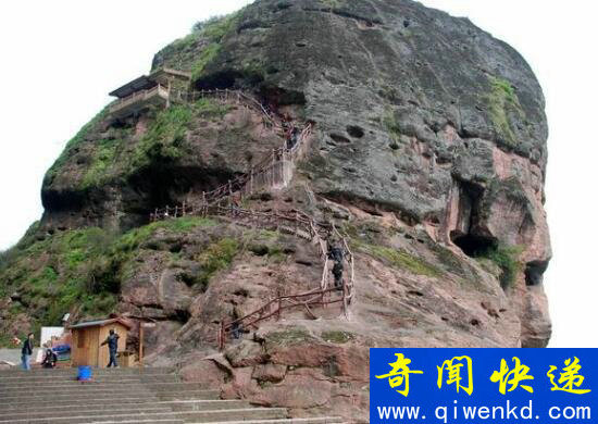 龙虎山悬棺之谜,悬赏四十万仍找不到答案究竟为何