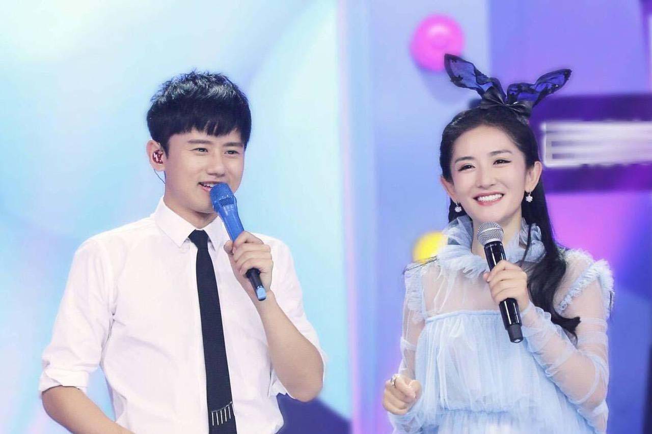 微胖版张杰图片,谢娜坐月子张杰却胖了20斤(胖到没脖子)