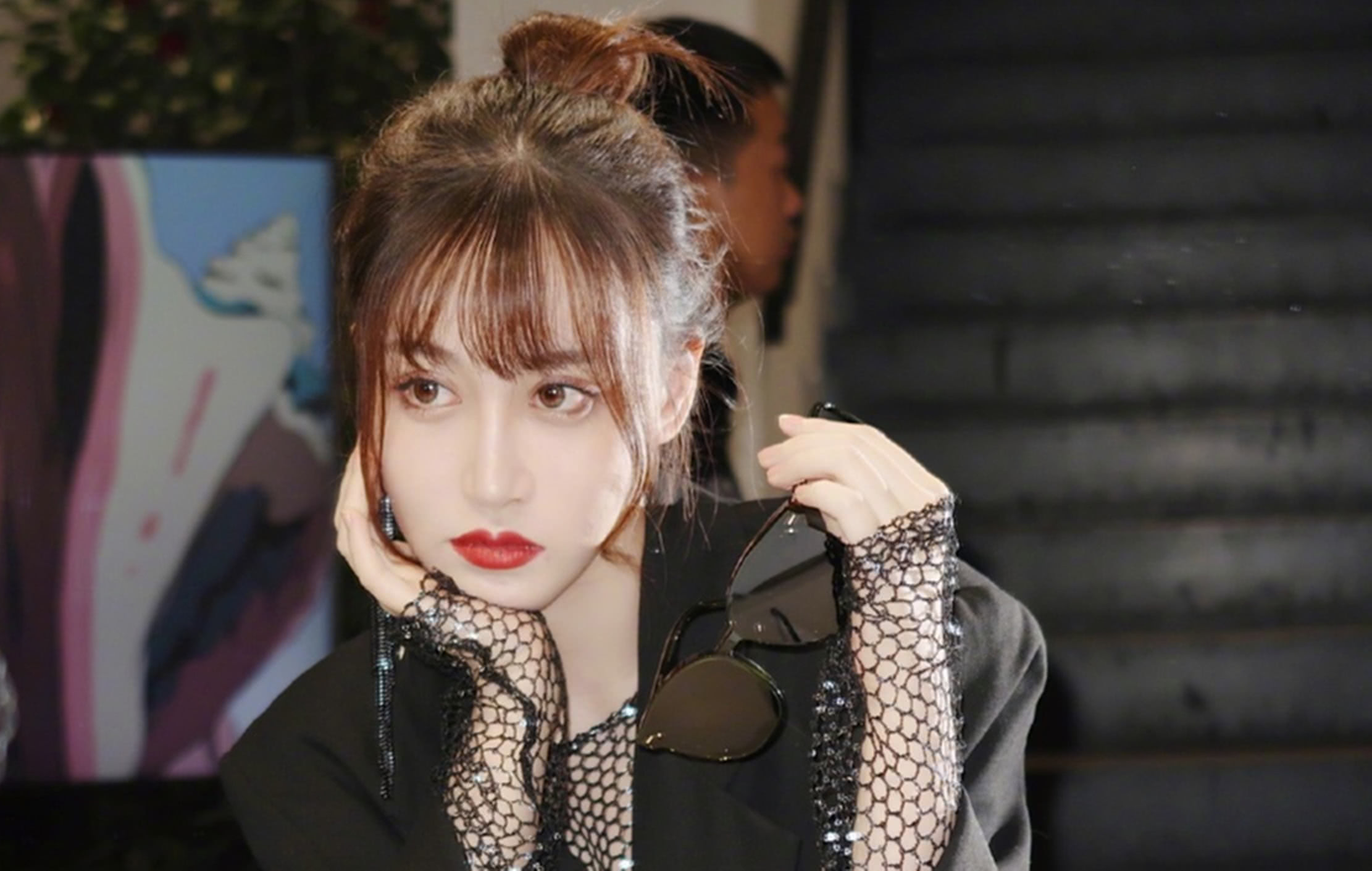 赵梦玥一血谁拿的?赵梦玥PDD被捉奸在床图片