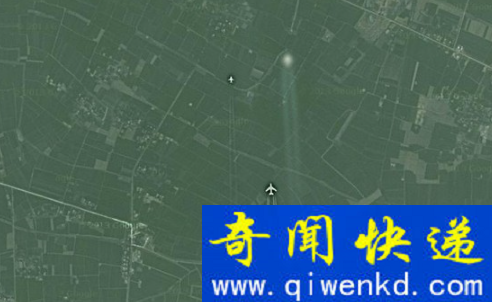 谷歌卫星疑现中国战机追逐ufo
