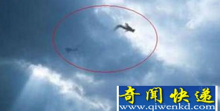 松花江天上坠龙事件