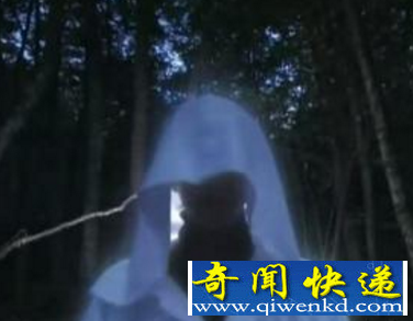 白衣怪人