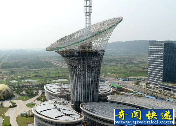 全国最大仿生建筑“马蹄莲花”封顶!