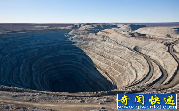 雅库蒂亚市钻石坑