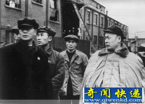 苏联空军获得“保卫上海”奖章