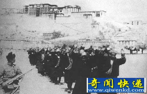 1959年人民解放军平息西藏叛乱