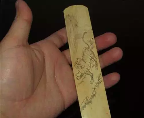 古人在没有纸张的时候 如厕后怎么“净臀”呢?
