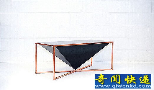倒过来的“金字塔” Pyramid桌子