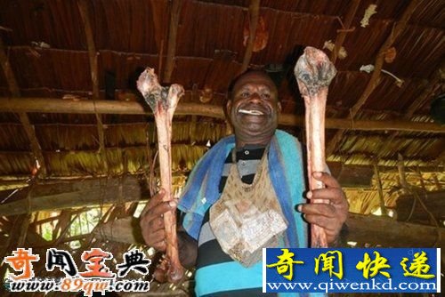 新几内亚食人族 部落女人等级仅次于男人和猪
