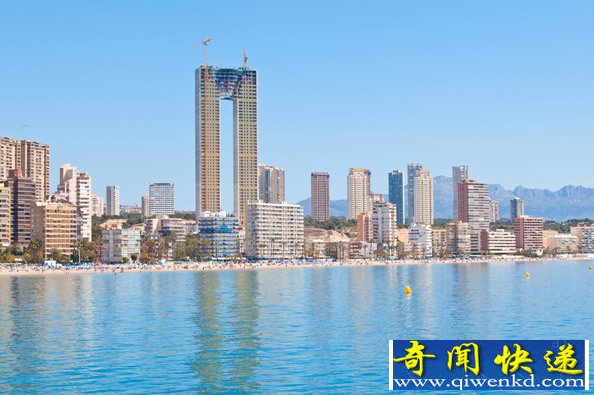 47层大楼竟没有设计电梯 建设方表示“忘了”空出电梯位子