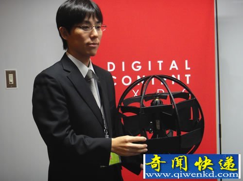 世界上第一台球形飞行器 可达到60公里/小时