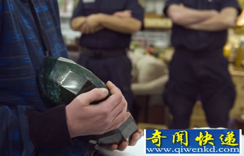 57500克拉 世界最大的祖母绿 价格也是相当的不菲