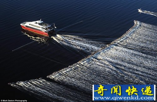新世界纪录 145人集体滑水 滑水绳长达8公里