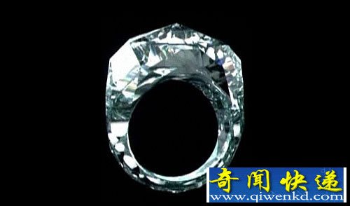 耗时一年重达150克拉 号称“世界首颗全部由钻石打造的戒指”