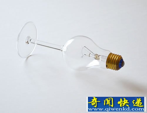 毫不相干 glass light玻璃杯灯泡