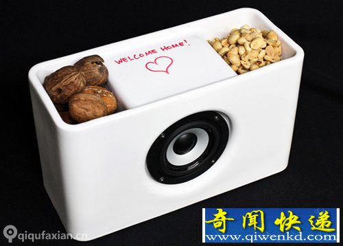 Josiah陶瓷收音机和蓝牙音箱 顶部还有两凹槽用于收纳