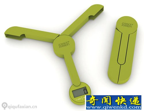 Joseph Joseph 折叠起来 厨房秤 相当的小巧