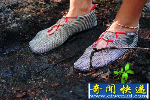 独特的体验 Gost Barefoots“锁子甲”赤脚鞋纯不锈钢打造