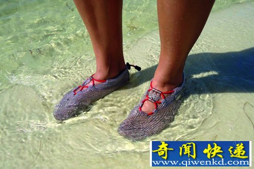 独特的体验 Gost Barefoots“锁子甲”赤脚鞋纯不锈钢打造