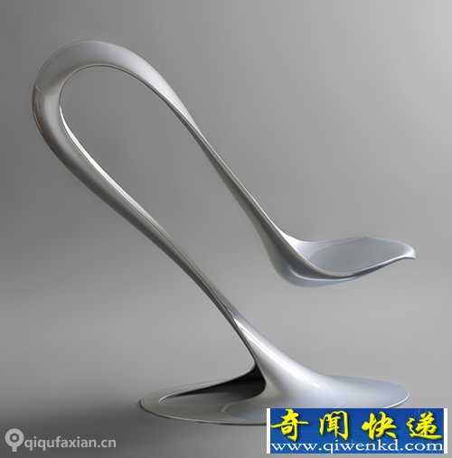 Spoon 勺子椅 拥有很好的平衡设计