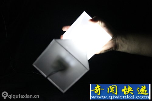 只有一小时 Clepsamia沙漏灯 等待下一个照明时间段
