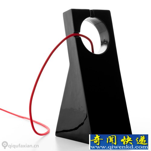 Oblique灯具 一体三变 感受三种不同的照明效果