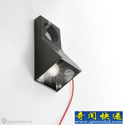 Oblique灯具 一体三变 感受三种不同的照明效果