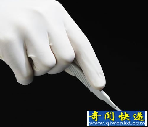 智能手套 真实的触感 可用于切除手术和其它相关手术