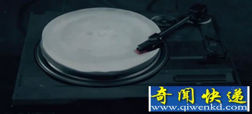 易碎 易化 用冰打造的唱片 任何唱片机都可播放