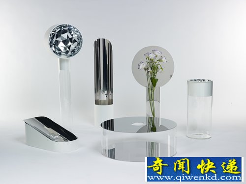 Narciso 花瓶中的镜子
