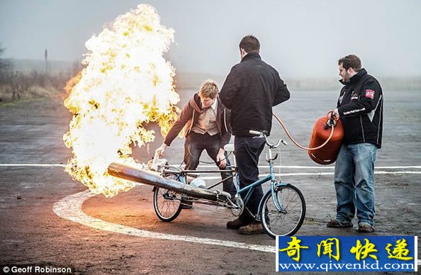 可能是世界上最危险的自行车 将喷气式发动机安装在自行车上
