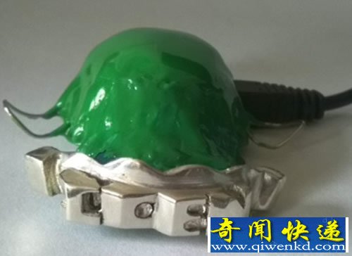 Play-A-Grill牙箍MP3 听音乐 无需耳机