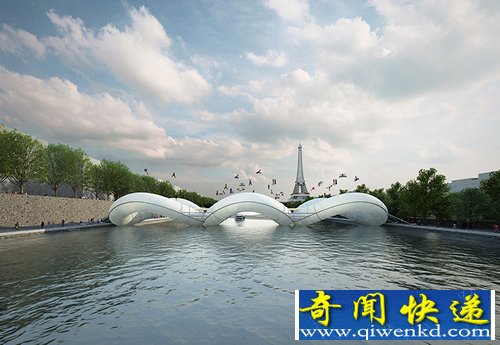 “蹦床桥” 蹦蹦 跳跳 玩着过桥 超级有趣