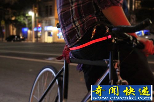 HALO LED运动带 为了安全增强可见性