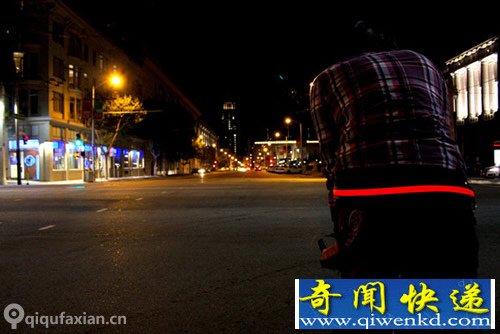 HALO LED运动带 为了安全增强可见性