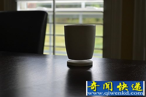 Floating mug 漂浮的杯子 足够吸引你的眼球