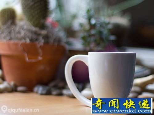 Floating mug 漂浮的杯子 足够吸引你的眼球