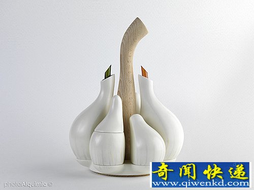 AJORí 大蒜调味瓶 用蒜瓣的形式将其分成各种调味用途