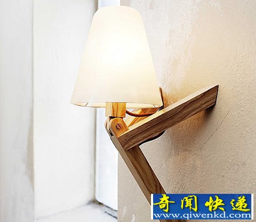 Spiff Light 木制小灯 旧玩具的灵感