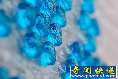 水泡字体 塑料气囊中注入带颜色的水