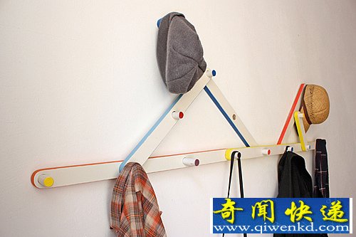 Play 玩衣帽架 一个不断变化的衣帽架