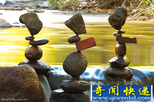 “平衡岩石雕塑”如此惊人的雕塑状态