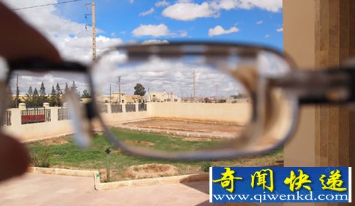 无需验光 eyejusters调节眼镜 通过调节焦距