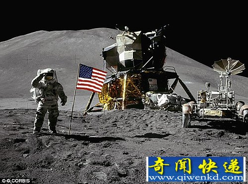 月球上依旧坚挺的美国国旗